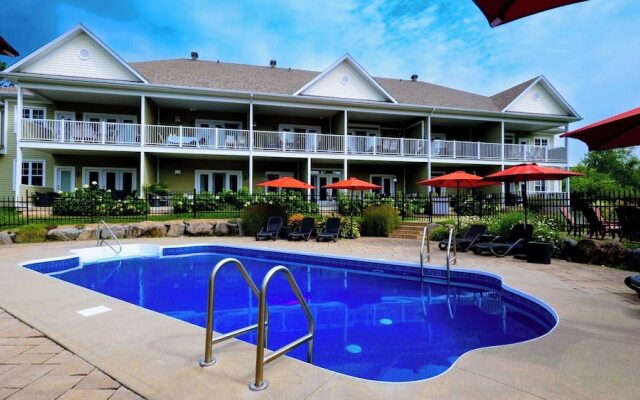 Champlain Condo 202