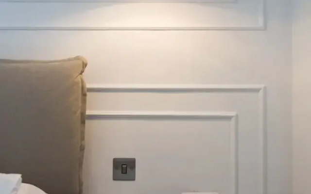 The Burrow City Rooms - Homestay