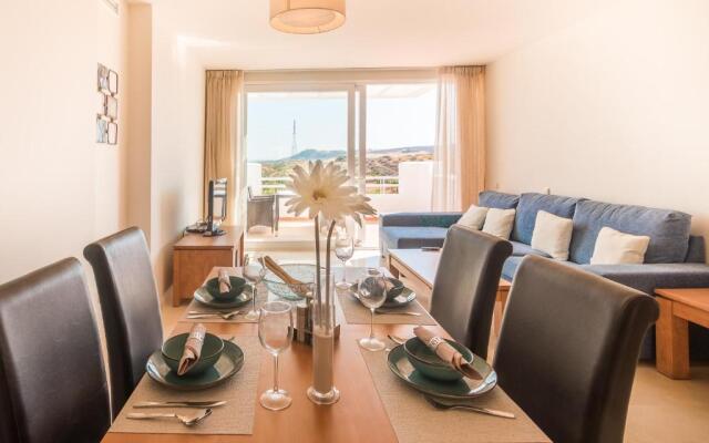 2214-Modern apt with private beach