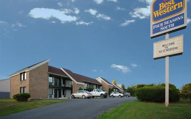 Motel 6 Hillsville, VA
