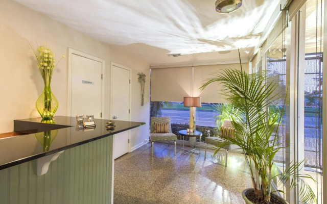 Crescent Palms Motel New Orleans