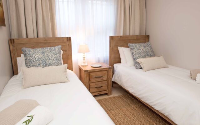 Jeffreys Bay Beach Accommodation