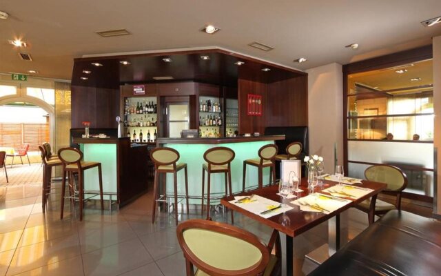 Hotel Conti Dietikon