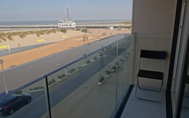 Nieuwpoort Stay w/ Beach Access