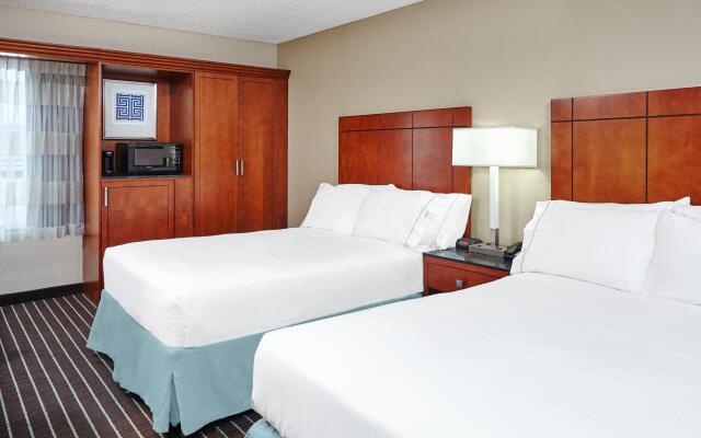 Holiday Inn Express Hampton - Coliseum Central, an IHG Hotel