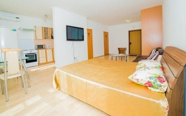 Vlstay Apartment na Avrorovskoy