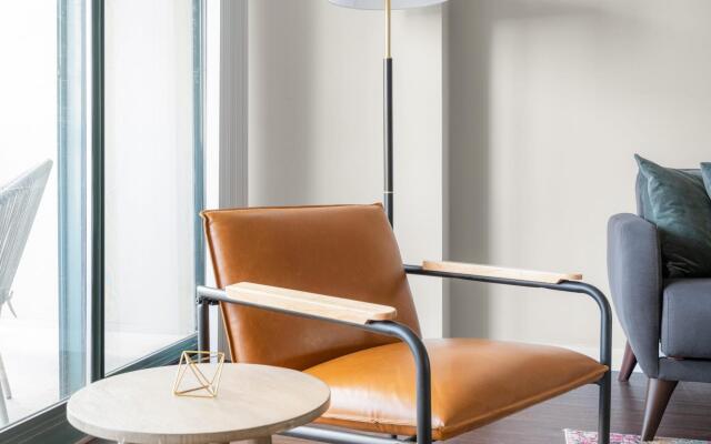 Chicago | Delightful 1BD/1BA River North Apartments