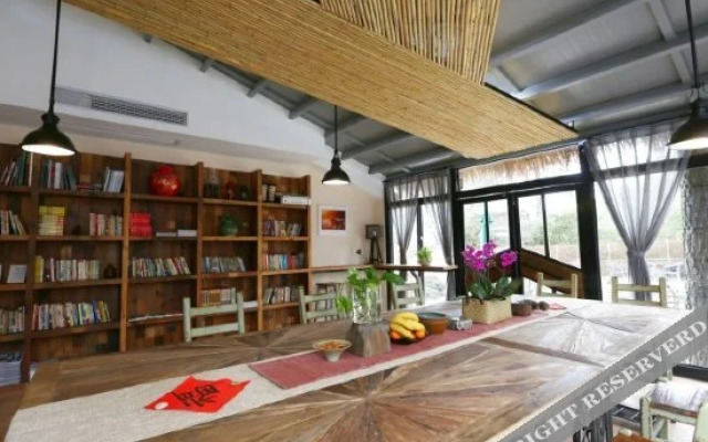 Anji Flavor · Zhuzhongyi Boutique Hostel