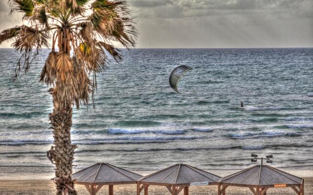 Golden Beach Hotel Tel Aviv