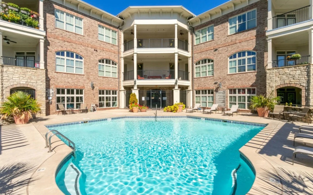 Furnished Apartments in Midtown