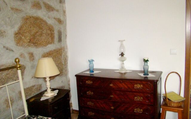 House With 4 Bedrooms in Baião, With Wonderful Mountain View, Furnishe