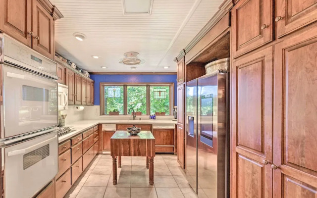 Dobson Getaway w/ Private Pool & Game Room!