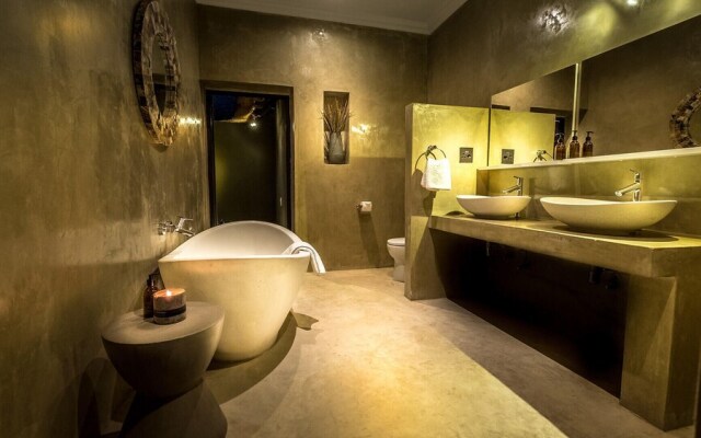 Bagatelle Kalahari Game Ranch