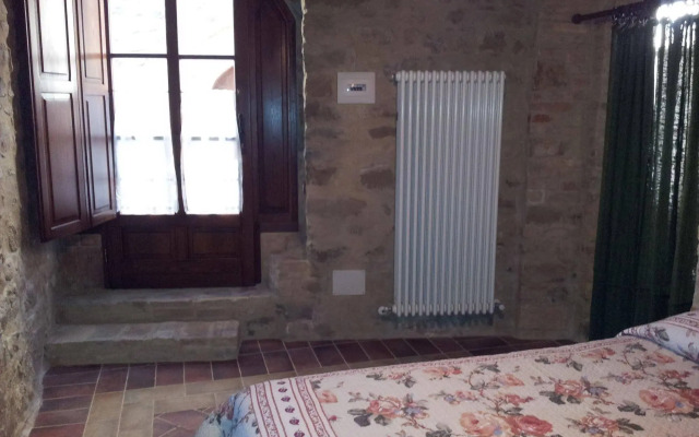 Castello Di Cisterna