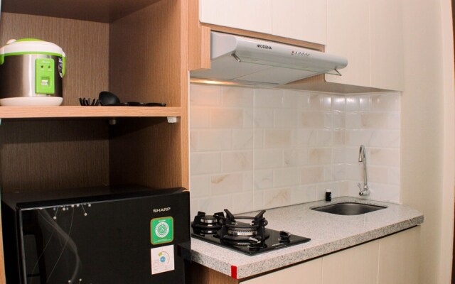 Fancy And Comfy Studio Apartment At Transpark Juanda Bekasi