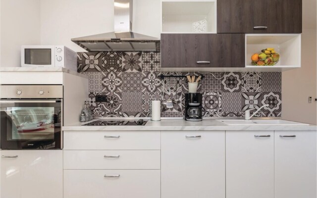 Stunning Home in Matulji With Wifi and 4 Bedrooms