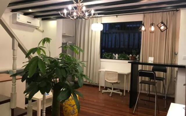 Old French Concession Old Lane Loft House