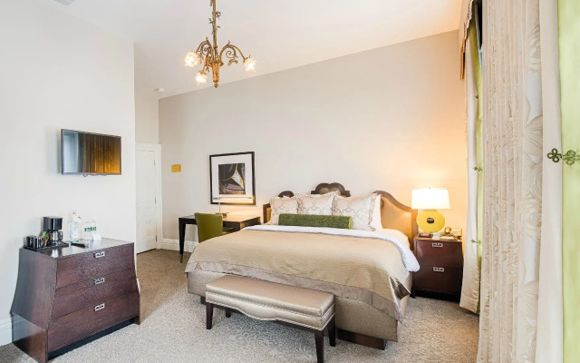 Morrison Clark Historic Inn
