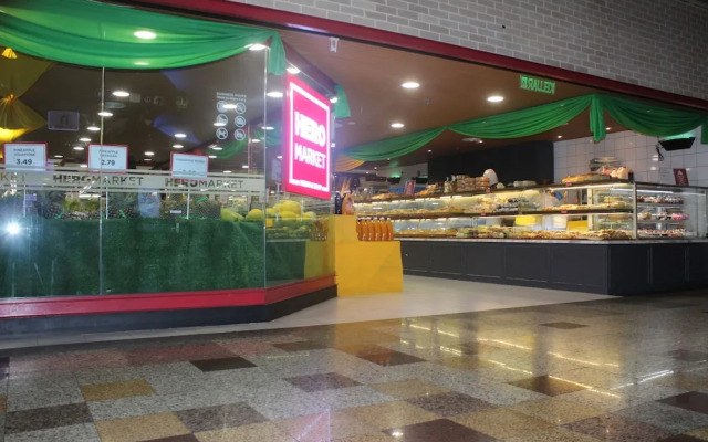 Good Service Apartment @Times square