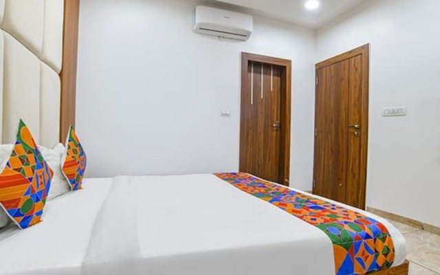 Fabhotel Right Choice