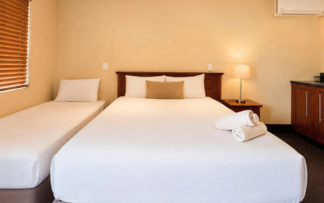 Gladstone Capricorn Apartments – Guest Rooms – Gladstone