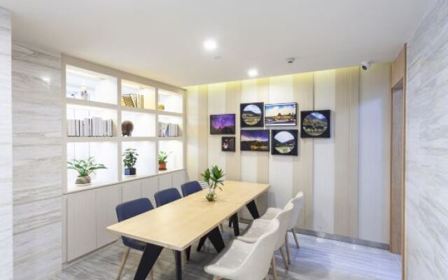Yinhai Select Hotel (Taiyuan University of Science and Technology)