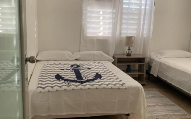 Coral Guest House - Jobos Isabela, PR