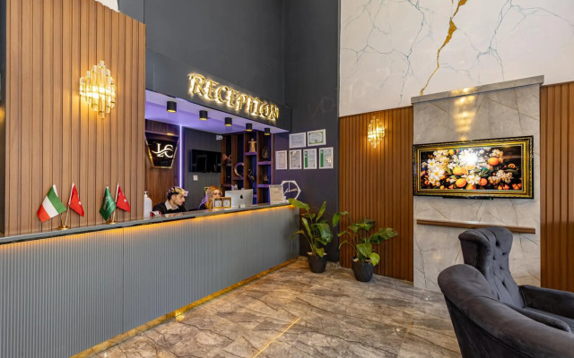 Loyal City Hotel