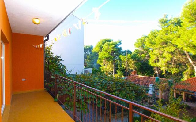 Apartments Branko 1348