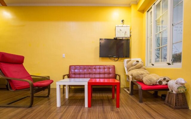 N. Castle Hotel