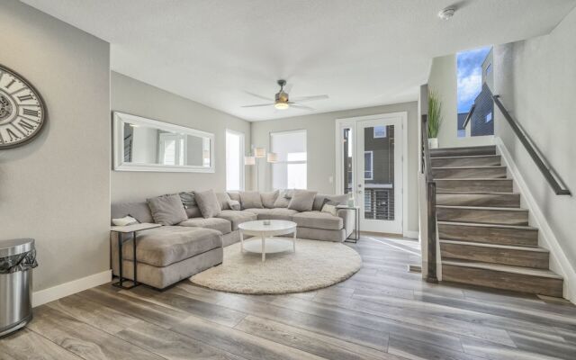3BD Rooftop Lounge Restaurants & Parks