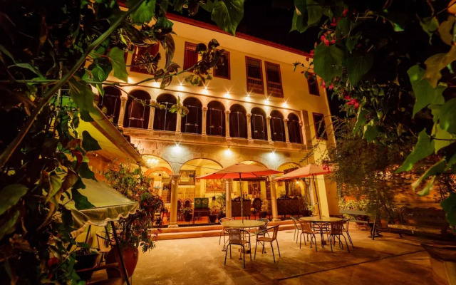 Fuente de Agua Hotel