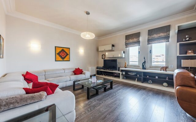 The Grand Luxurious Duplex