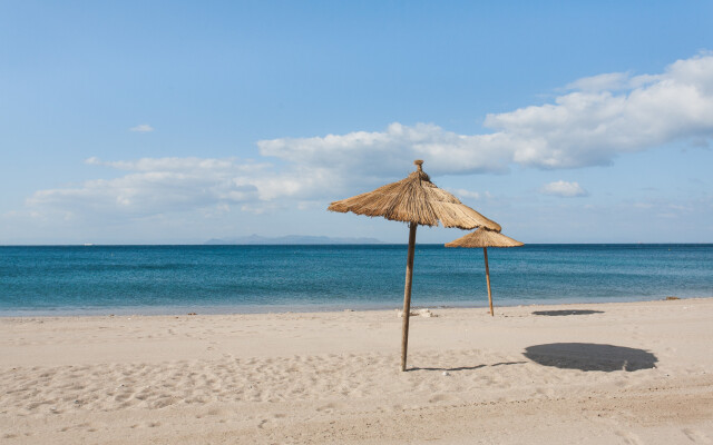 2BD Beachfront Apartment Athens Riviera by TheOlon