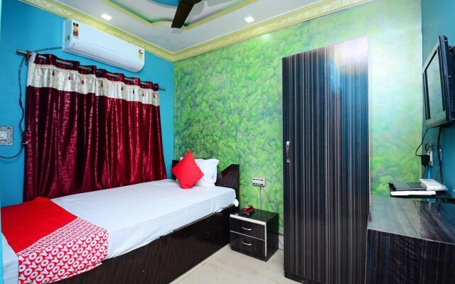 OYO Flagship 29946 Hotel Air View
