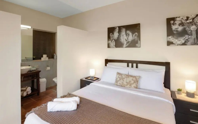 Zen Serene Seascape Family Pool BBQ Markets – Guest Rooms – Fannie Bay