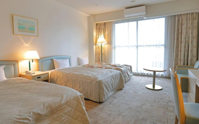Shionomaru – Guest Rooms – Imabari