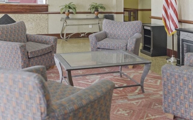 Economy Hotel Plus Wichita