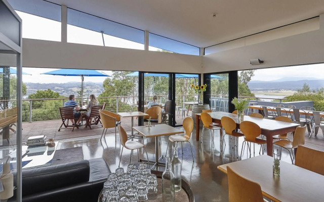 Tamar River Apartments