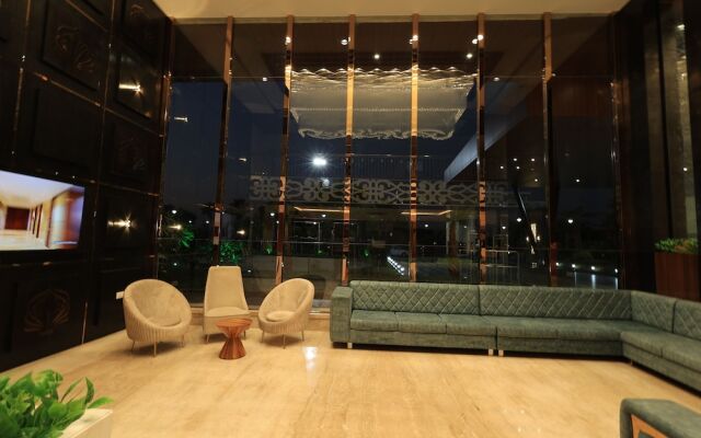 Krishna Hotel And Resort
