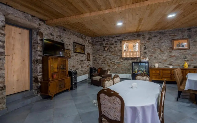 Svaneti, Hotel Ushguli