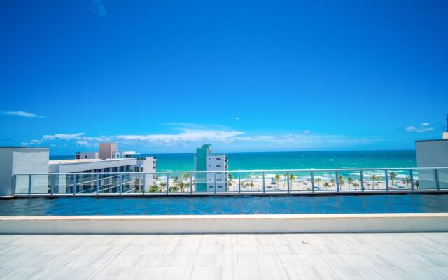CH Deluxe Apartments  by MDR