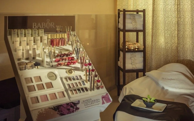 Spa Resort Tree of Life