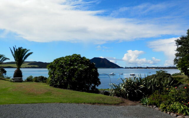 Pukenui Lodge Motel & Hostel/Backpackers