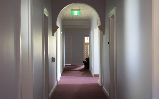 Court House Hotel