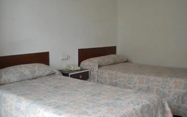 Malvarrosa Beach Rooms