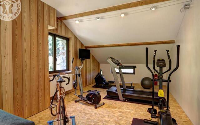 Gîte La Versanne, 3 pièces, 4 personnes - FR-1-496-127