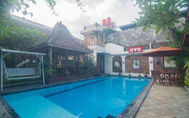OYO 326 Ndalem Padma Asri Guest House