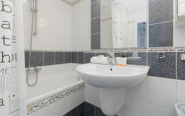 Spacious 3 Bedroom Apartment by Renters