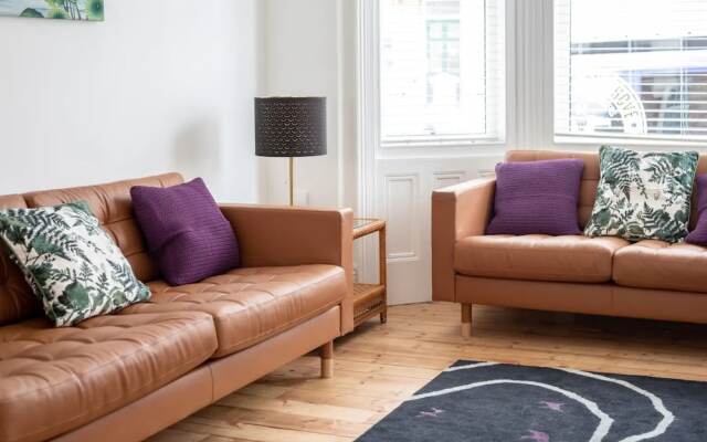 Brand New Luxurious 5 Bedroom Townhouse